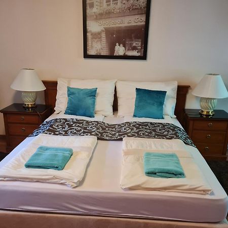 Toroes Panzio Bed and Breakfast Szabolcs Buitenkant foto